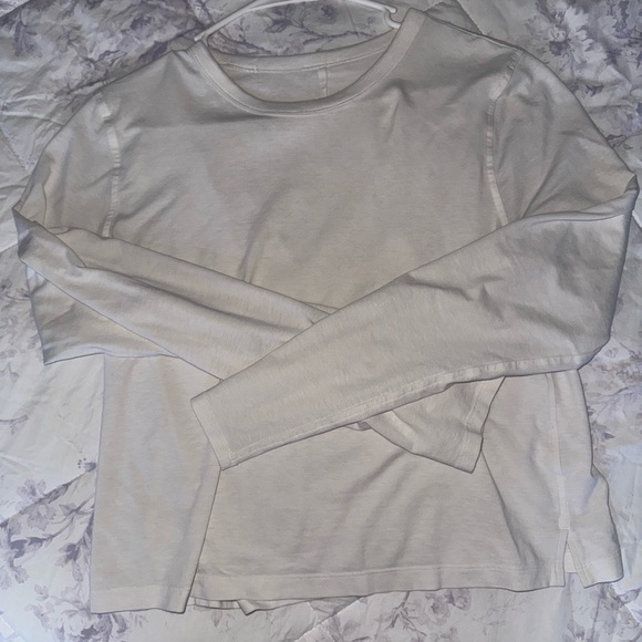 Lululemon Long Sleeve - Picture 2 of 5